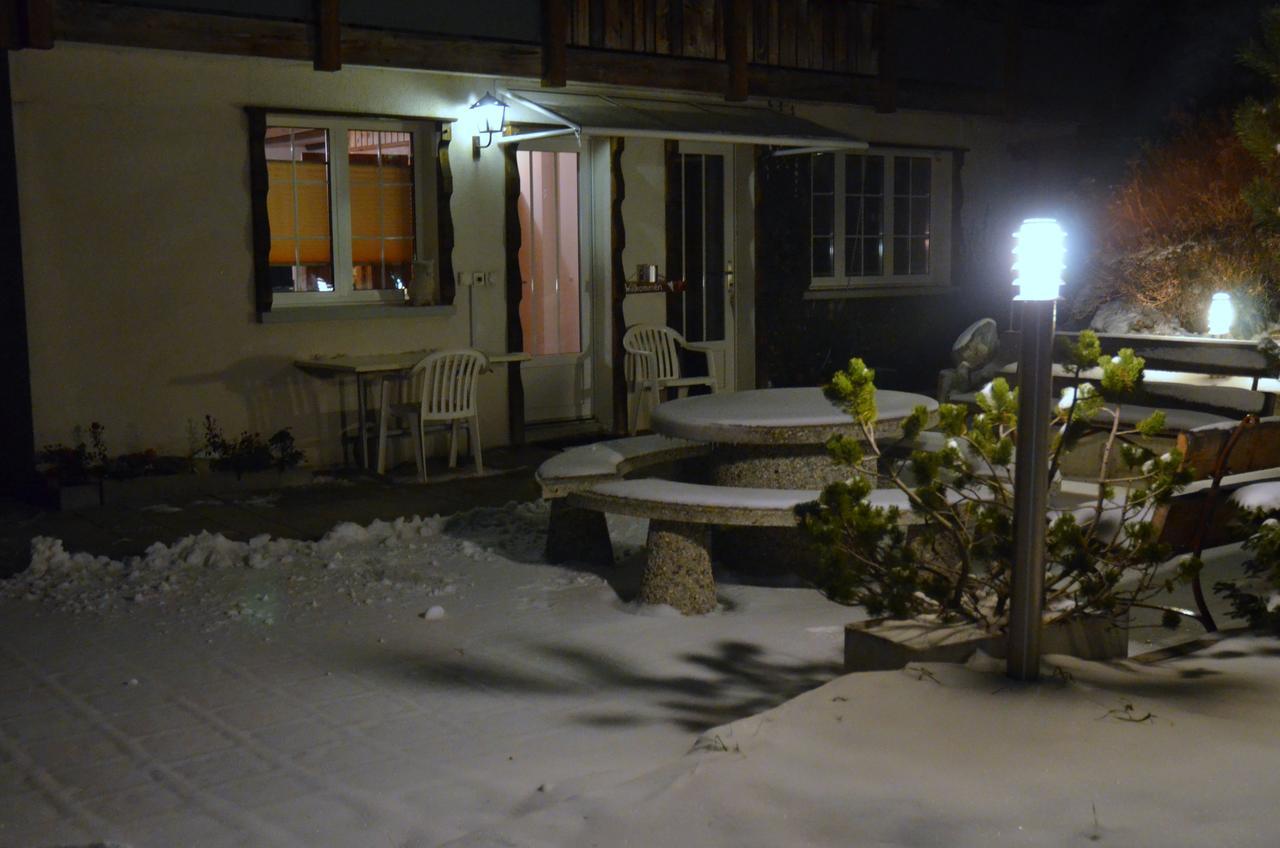 Ferienwohnung Haus Alpenperle Saas-Almagell Exterior foto